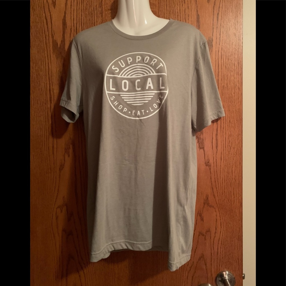 Women’s tee